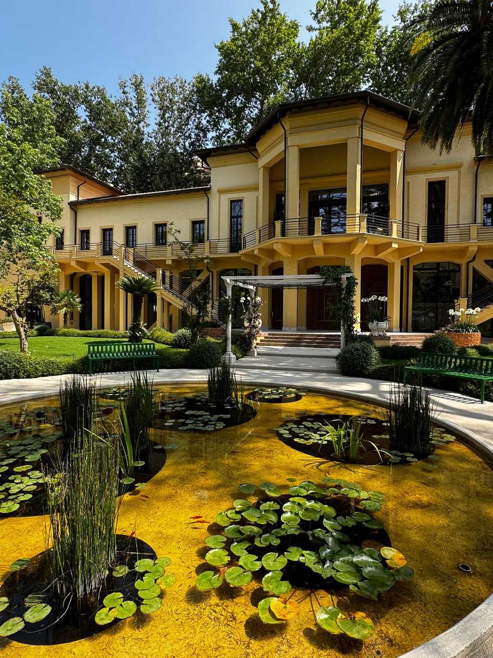 Casina Poste Italiane, verde aziendale a Roma, Flaminio (2024) — fotografia 4 di 4