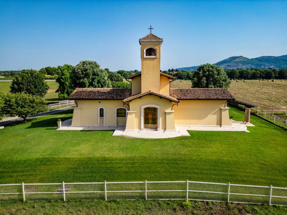 Sagrato privato, spazio sacro a Palestrina (2020) — fotografia 3 di 3