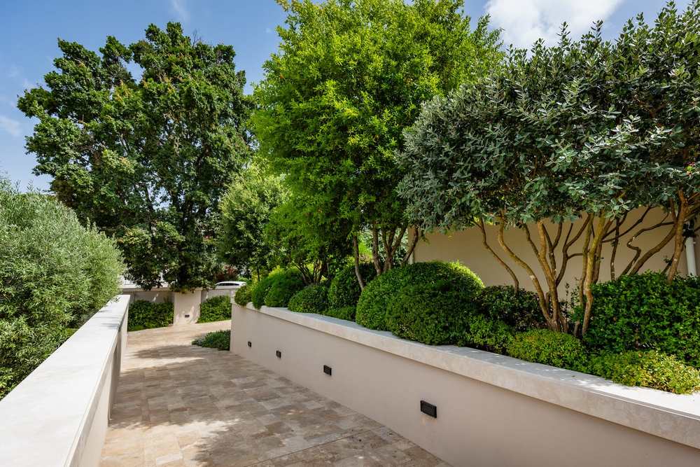 La corte di travertino, giardino privato a Palestrina (2024) — fotografia 7 di 10